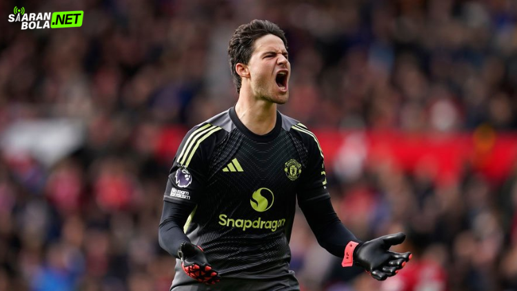 Senne Lammens kiper muda Belgia calon kiper terbaik dunia Manchester United siaranbola