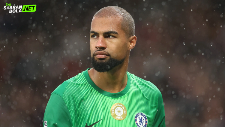Ilustrasi Chelsea tanpa Robert Sanchez saat hadapi Liverpool di laga Premier League – analisis eksklusif siaranbola