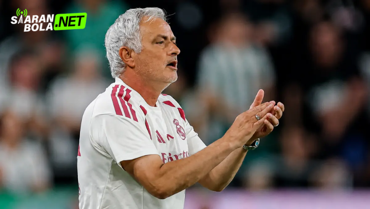 Jose Mourinho dan Kylian Mbappe dalam sesi latihan Real Madrid di Valdebebas, Agustus 2026.